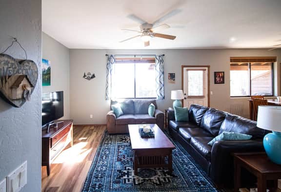 Cozy Cabin | Forest Views | Dog-Friendly
