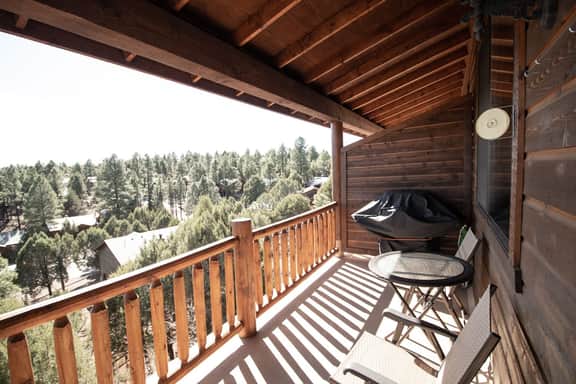 Cozy Cabin | Forest Views | Dog-Friendly